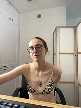 Živý XXX chat MartiniiSelenna