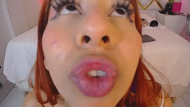 laila_stilwiills live XXX chat