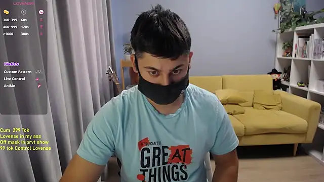 Tomguys XXX чат на живо