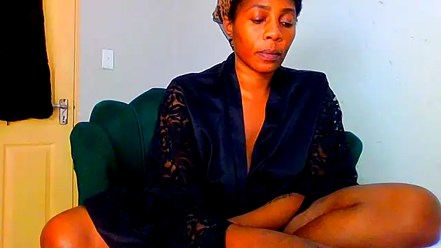 Chat +18 de TALLnBEAUTY ao vivo