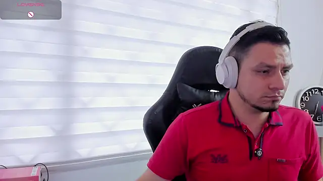 Rick_Adams – Naživo XXX chat