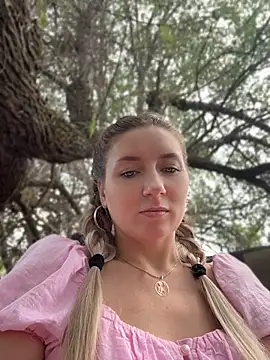 Chat XXX en directo de Crazy-Rosa