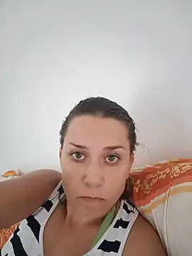 Chat XXX ao vivo de Bullhorygirl