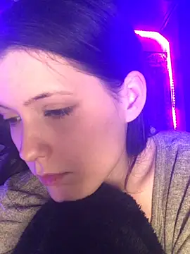 Lilactease Chat XXX live