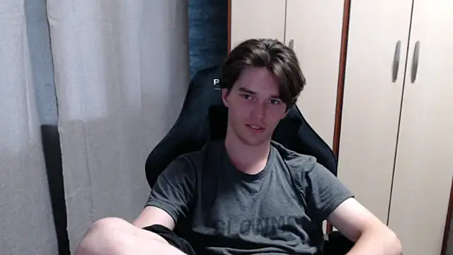 arthur___king Adlı Modelin Canlı XXX Sohbeti