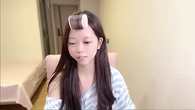 xiaobaozi-520's Live XXX Chat