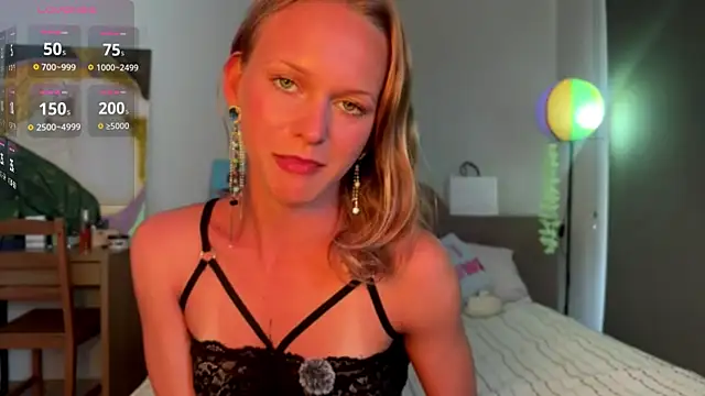 Eluvran Live XXX chat