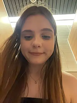 Lunabelle_'s Live XXX Chat
