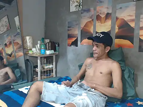 Natsboii 现场XXX聊天