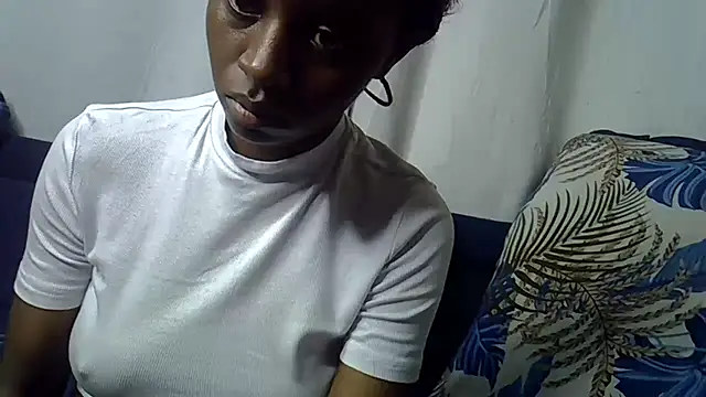 Enkarxx Adlı Modelin Canlı XXX Sohbeti