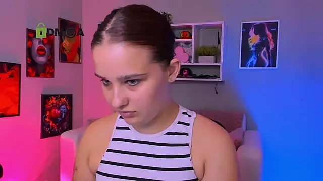 juliet_roseee's Live XXX Chat