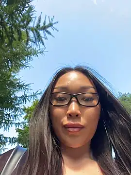 trytomakememoam's Live XXX Chat