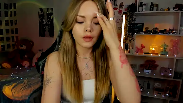 AkiraKatsu Live XXX-Chat