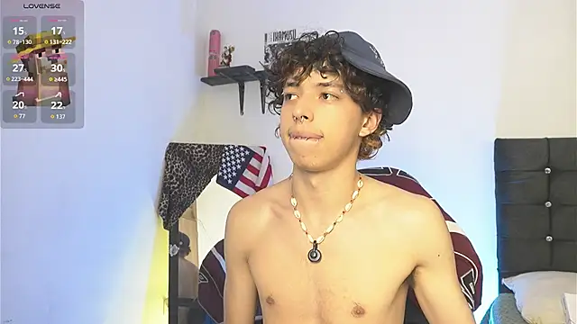 Otter_Moonn Live XXX chat
