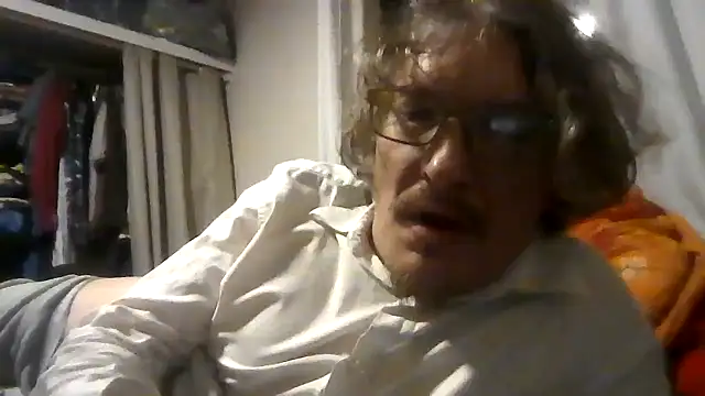 Chat XXX en directo de riffraff69