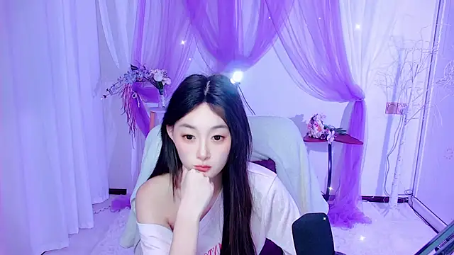 Chatroom XXX en direct de Tili_Lucky