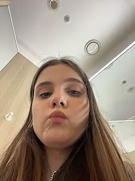 Lunabelle_'s Live XXX Chat
