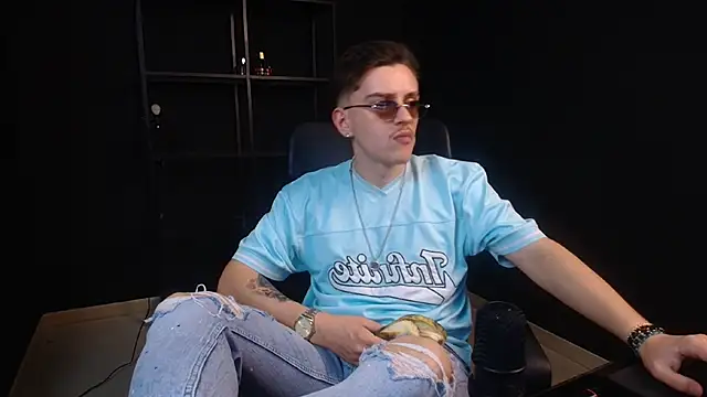 FelixStarkk Live XXX Chat