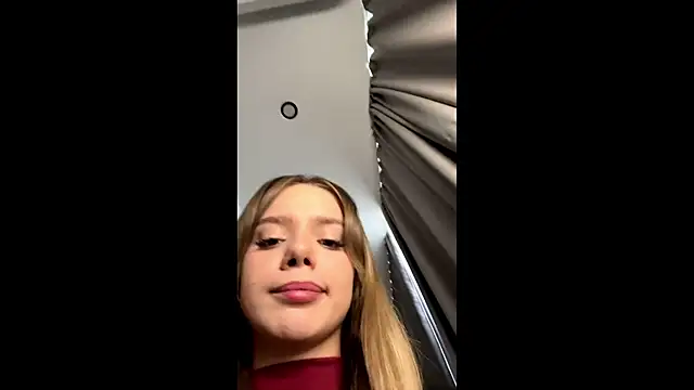 XXX chat uživo modela DorianRamsden