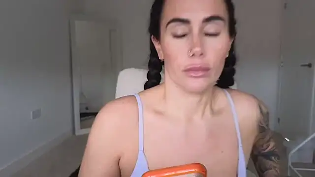LibbyLoveHeartx live XXX chat