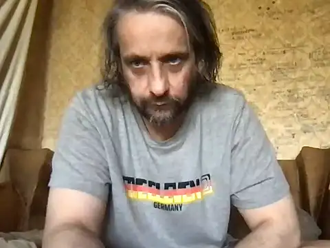 -TrafoX3-'s Live XXX Chat
