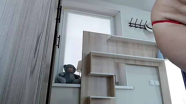 increible_della Live XXX-Chat