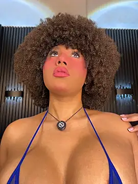แชท XXX สดของ kendall_coxx