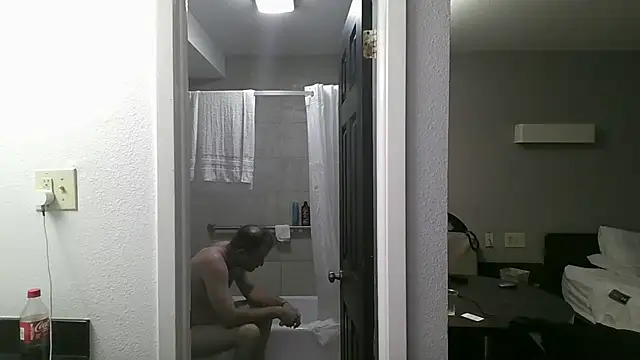 Pokazy przed kamerką – The_Real_aDDix269