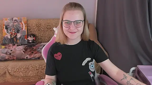 MissBrightShine's Live XXX Chat
