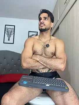 XXX chat uživo modela Maximiliano_ford