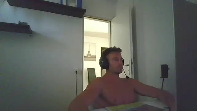 alpha-hunk Live XXX-Chat