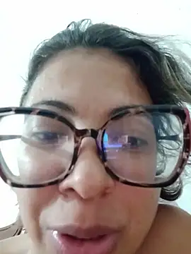 Chat +18 de magrinhagostosa ao vivo