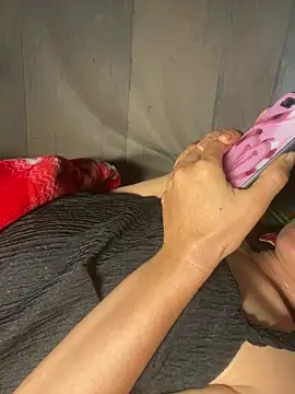 Linda-babyy 라이브 XXX 채팅
