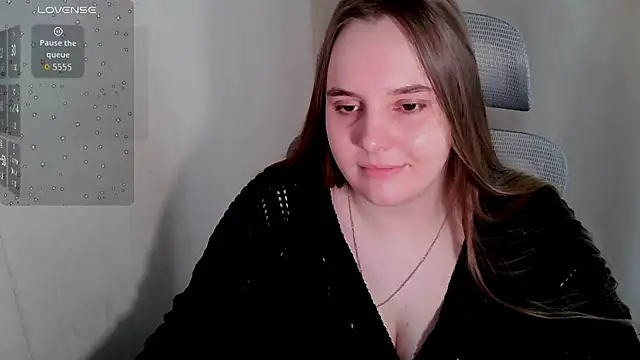 Noir_Ember_ Chat XXX in diretta