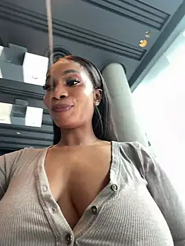 Chat +18 de ___Nessa ao vivo