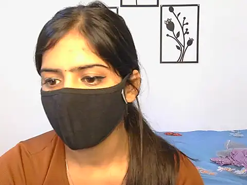 دردشة Ruchi-19 الجنسية المباشرة