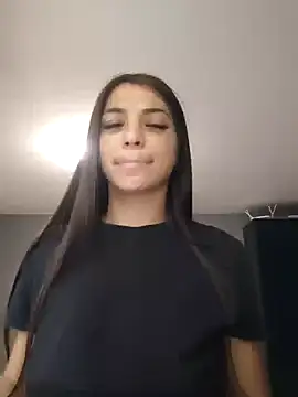 AntoniaHottie Chat XXX live