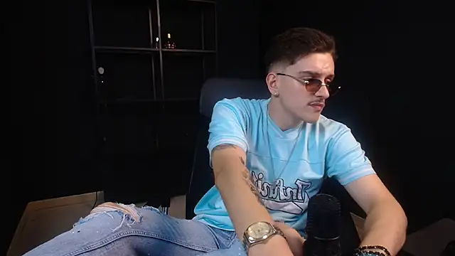 FelixStarkk Live XXX Chat