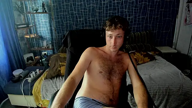 CuteBoy228's Webcam Show
