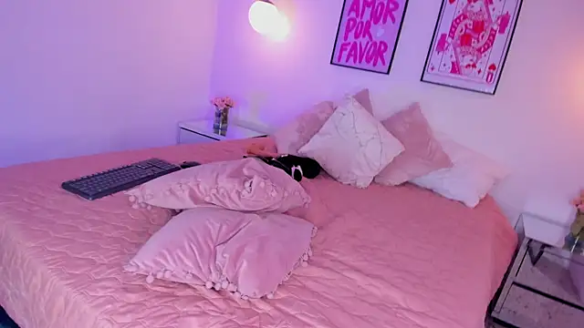 XXX chat uživo modela camilaa7