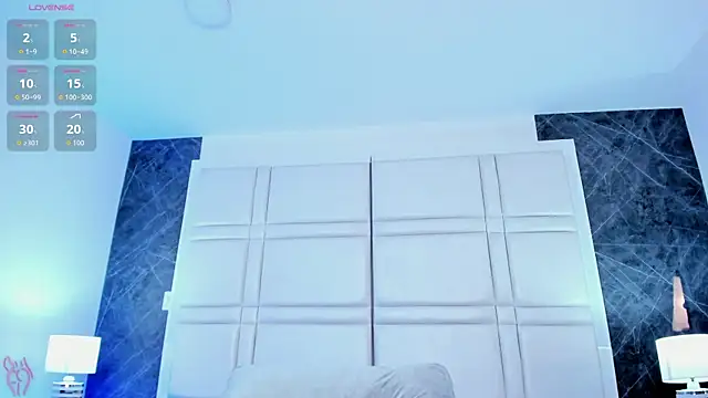 charlottewhitte XXX чат на живо
