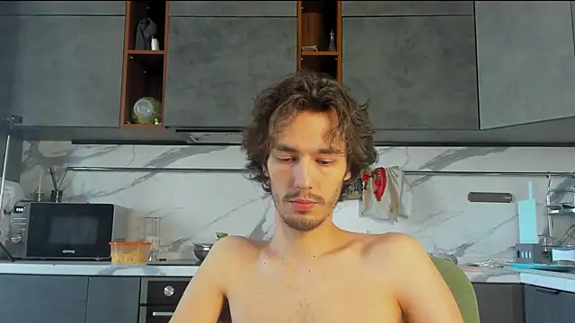 MitchelKurs Chat XXX in diretta