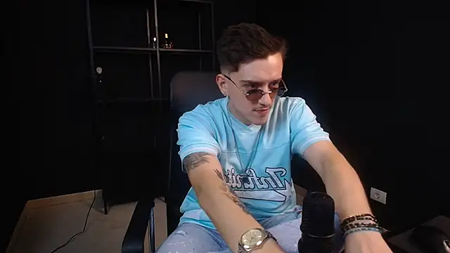 Chat XXX en directo de FelixStarkk