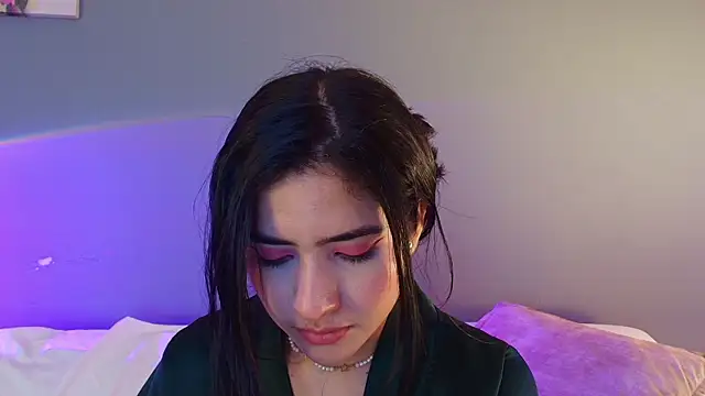 Czat XXX na żywo – adara_johnson__