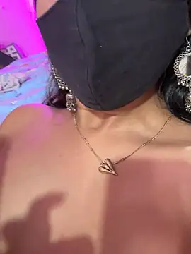 Neha18 – Naživo XXX chat