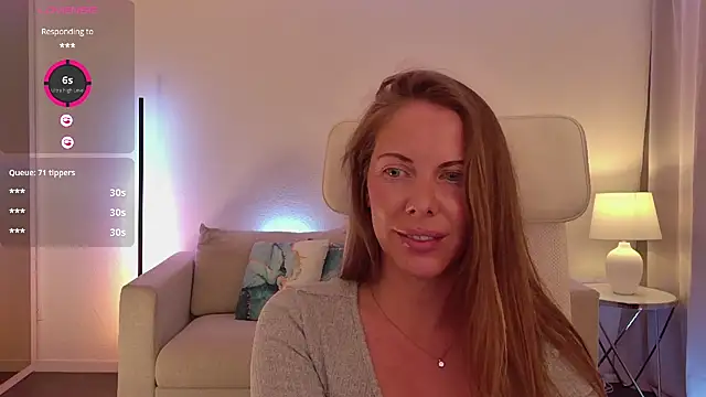 Chat +18 de Nova-Lee ao vivo