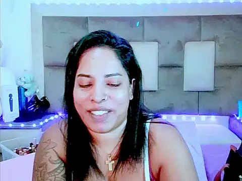 indiantopaz694u 라이브 XXX 채팅