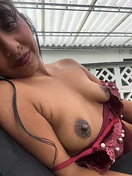 MELIZ_QUEEN – Live XXX-chat