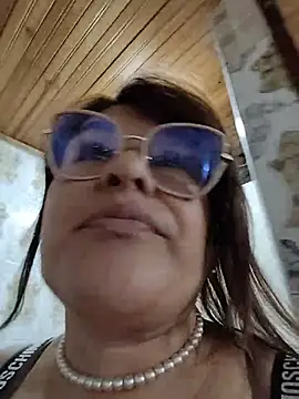 AlexxiaaMat's Live XXX Chat