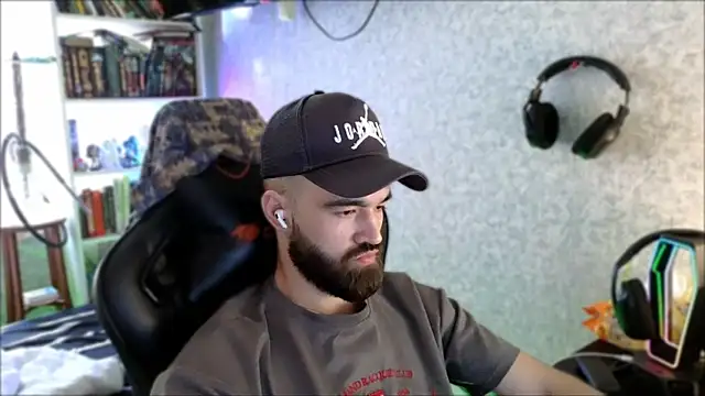 Онлайн чат XXX _Serious_Man